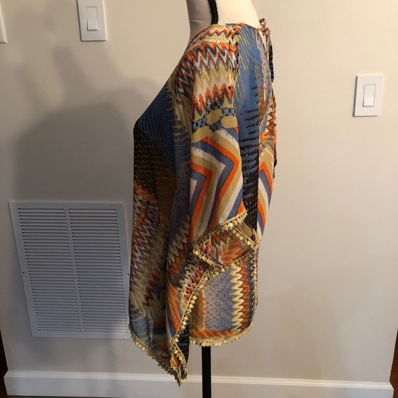 Womens sheer size small blouse - Picture 3 of 5